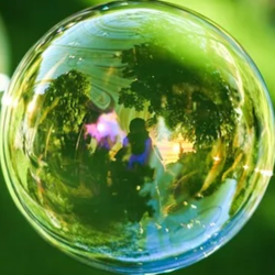 Green bubble / pixabay.com